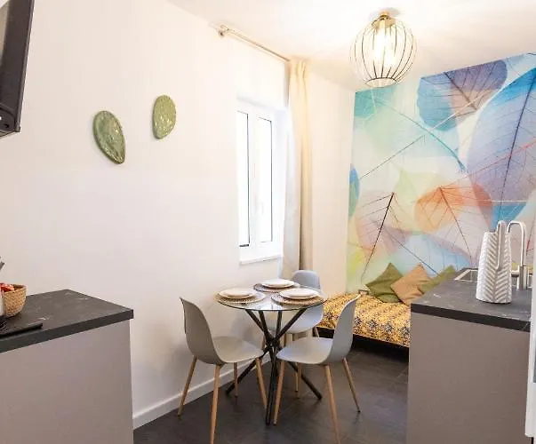 Lena Vecchia Apartament