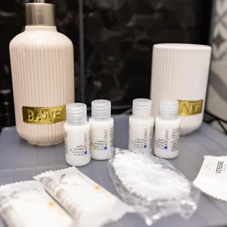 Lena Vecchia Барі